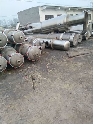 紧急便宜出售二手三效降膜蒸发器 高效节能的化工设备选择